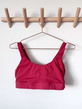 Vuori Burnt Orange Stride Scoop-Neck Sports